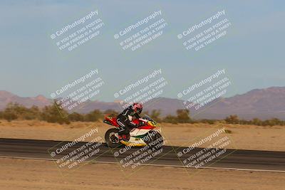 media/Dec-16-2023-CVMA (Sat) [[bb38a358a2]]/Race 13 Amateur Supersport Middleweight/